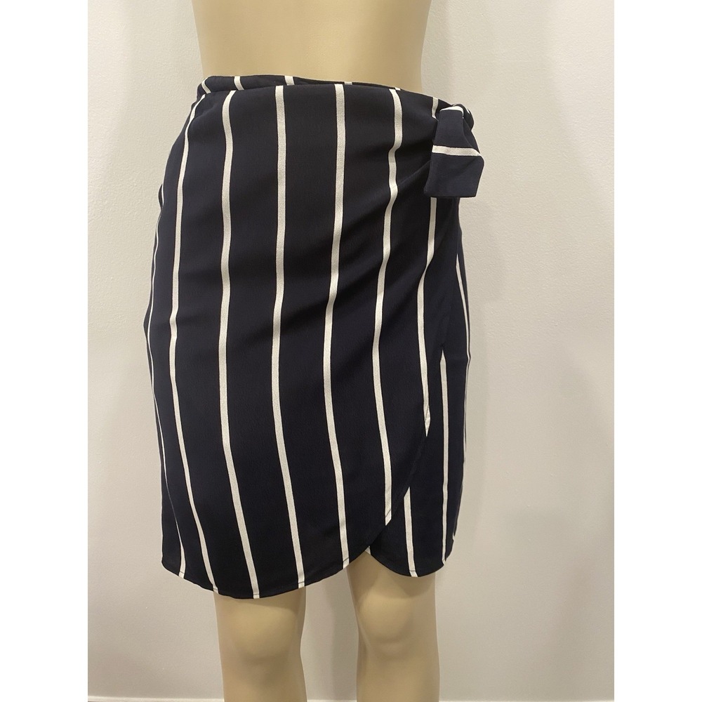 NWT Loft Stripe Skirt wrap Nautical Chic navy blue & white bow‎ accent 0 Petite